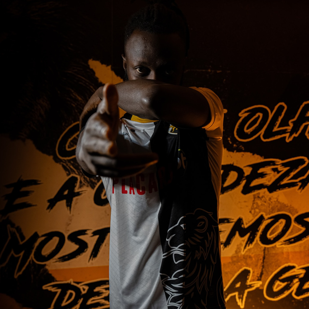 Yusupha Njie é o novo “Leão de Faro” para o ataque!